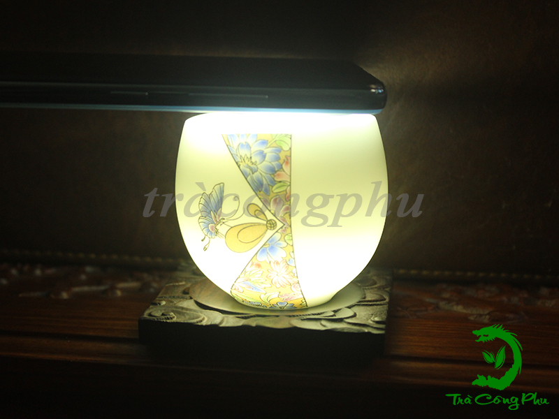 Chén Sứ Cao Cấp Hoa Hồ Điệp - C398